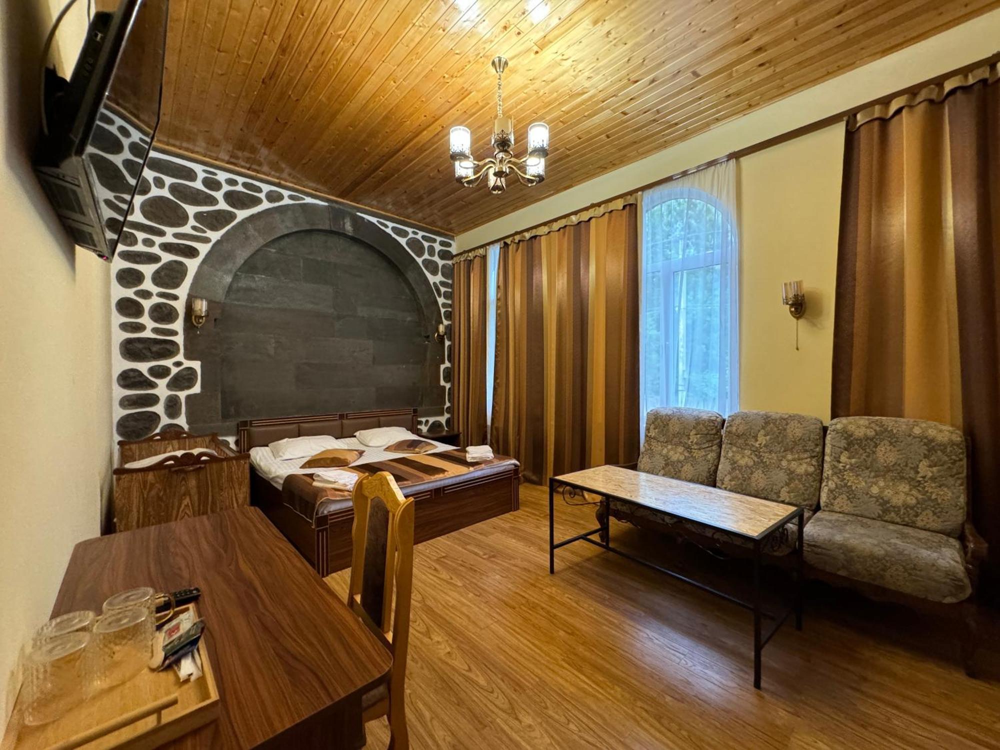 Kirch Hotel & Restaurant Goris Eksteriør billede